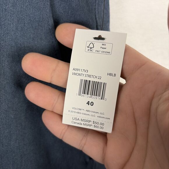 Volcom Shorts Mens Gray V Monty Chino 10" Inseam Stretch Fabric Sz 40 NWT - Picture 2 of 5